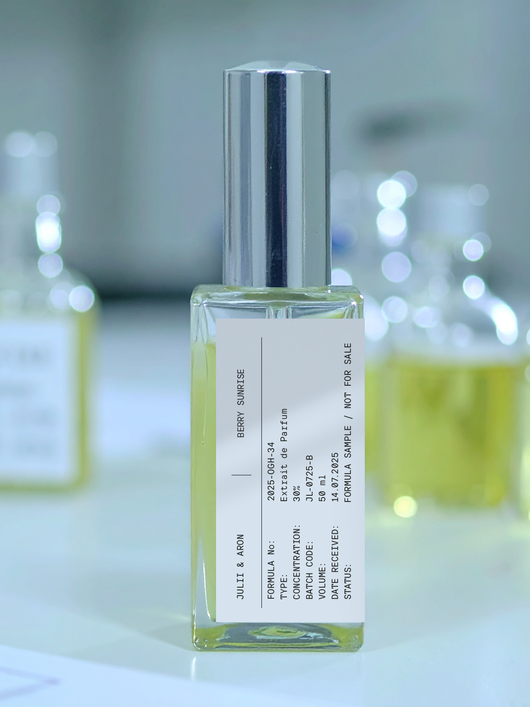 Berry Sunrise 50 ml perfume by Julii & Aron
