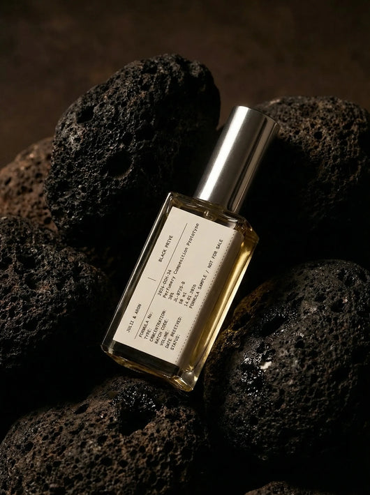 Black Privé 50 ml perfume by Julii & Aron